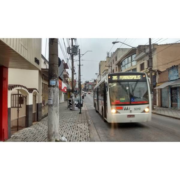 Aulas para Pessoa com Medo de Dirigir Quanto Custa em Média na Vila Camilópolis - Auto Escola para Quem Tem Medo de Dirigir em Santo André